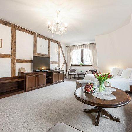 Columbus Ustka Bed & Breakfast Bagian luar foto