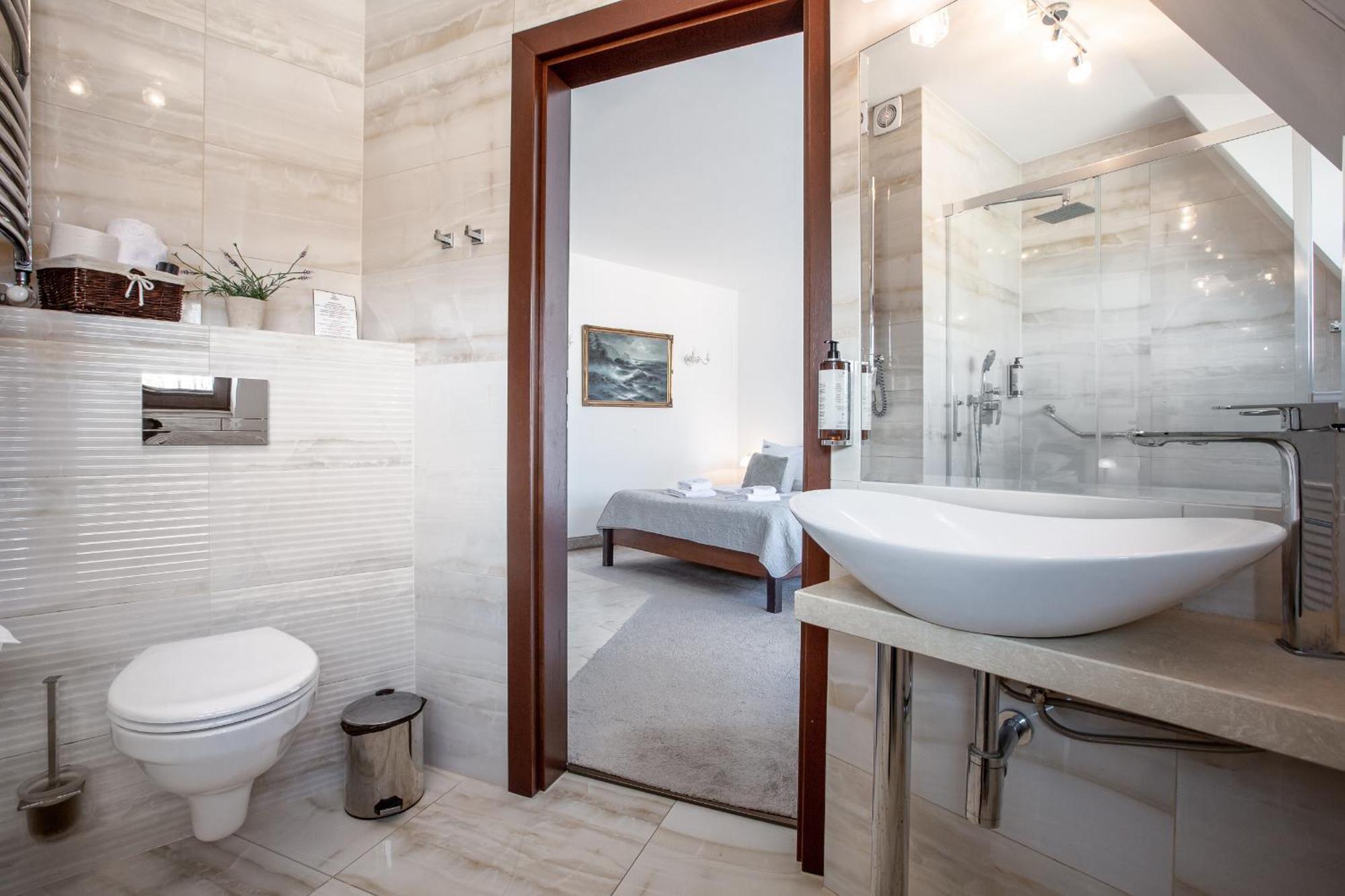 Columbus Ustka Bed & Breakfast Bagian luar foto
