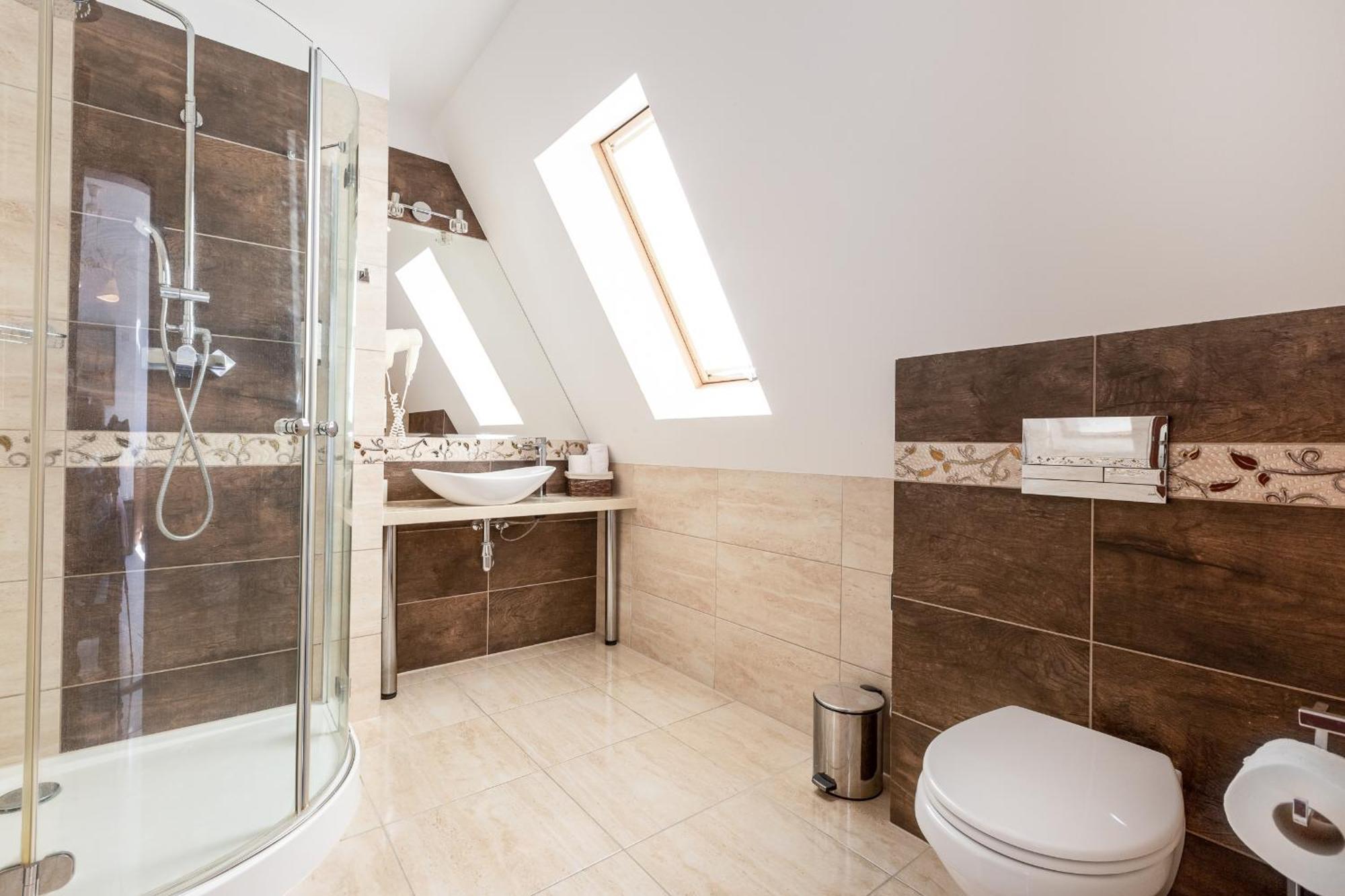 Columbus Ustka Bed & Breakfast Bagian luar foto