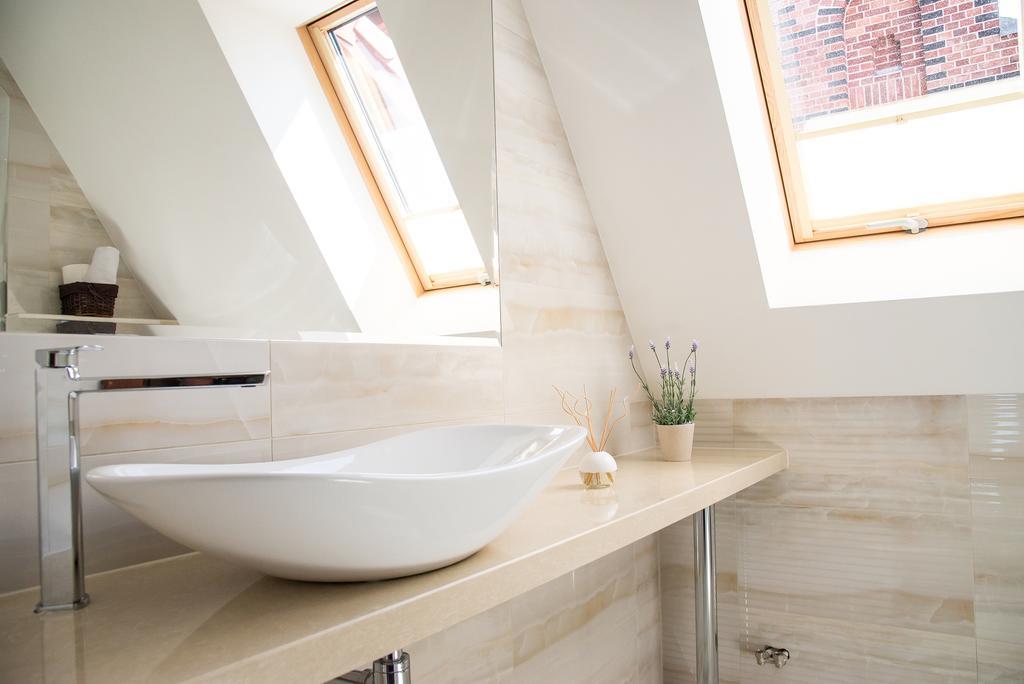 Columbus Ustka Bed & Breakfast Bagian luar foto